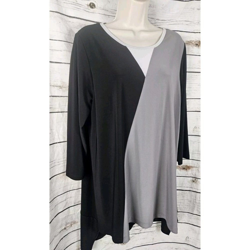 SOLD>>>Comfy Tunic - Picture 2 of 7